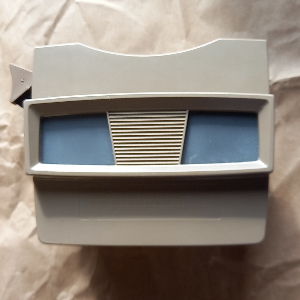 View Master Standard Stereo Viewer - Picture 3 of 6